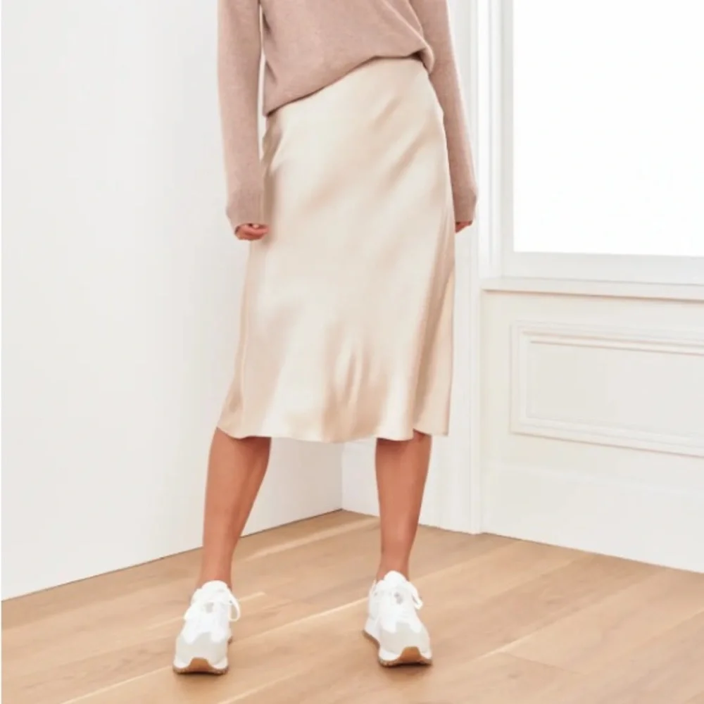 NWT Quince Silk Skirt - Champagne - Small